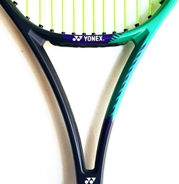 Yonex Vcore Pro 97L IMG 4434