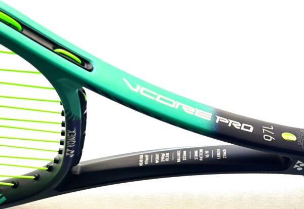 Yonex Vcore Pro 97L IMG 4436