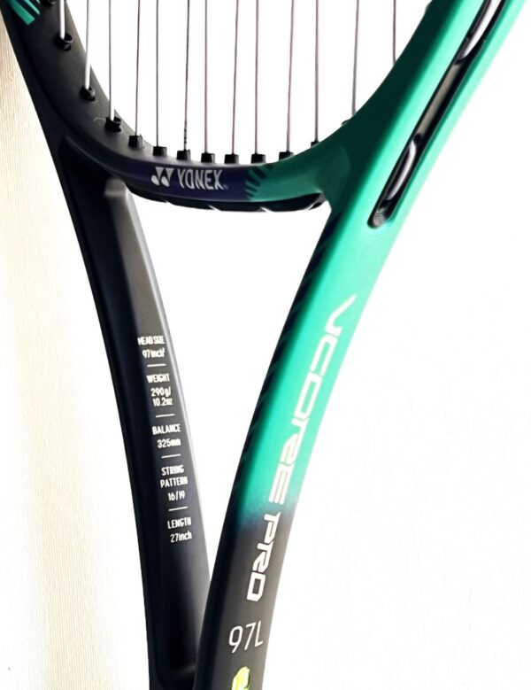 Yonex Vcore Pro 97L 1 IMG 4448