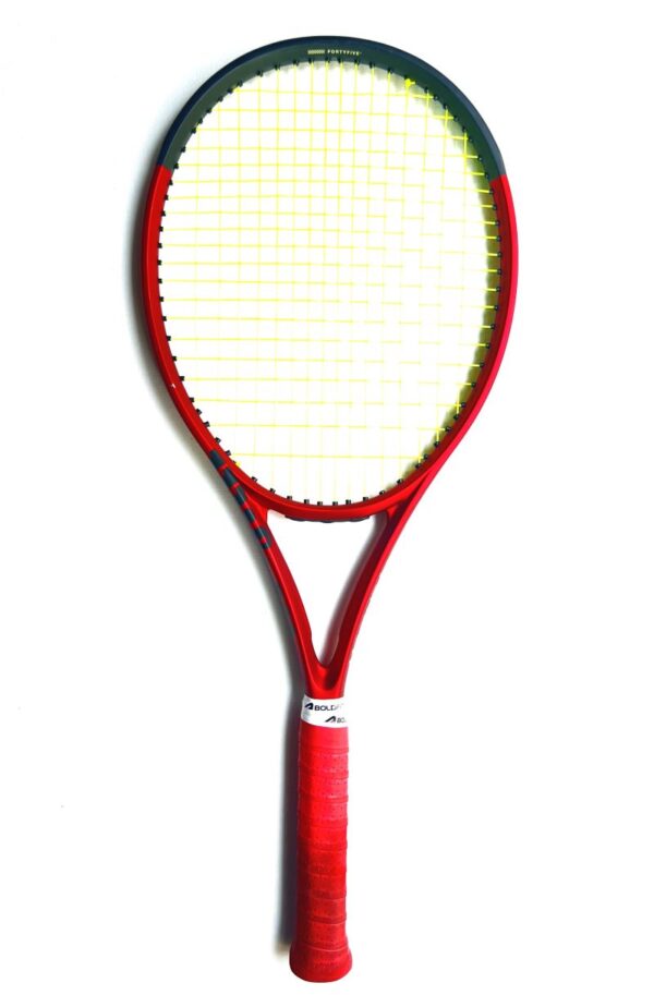 Wilson Clash 100 Pro V2 16x20 Used Tennis Racket (310g)